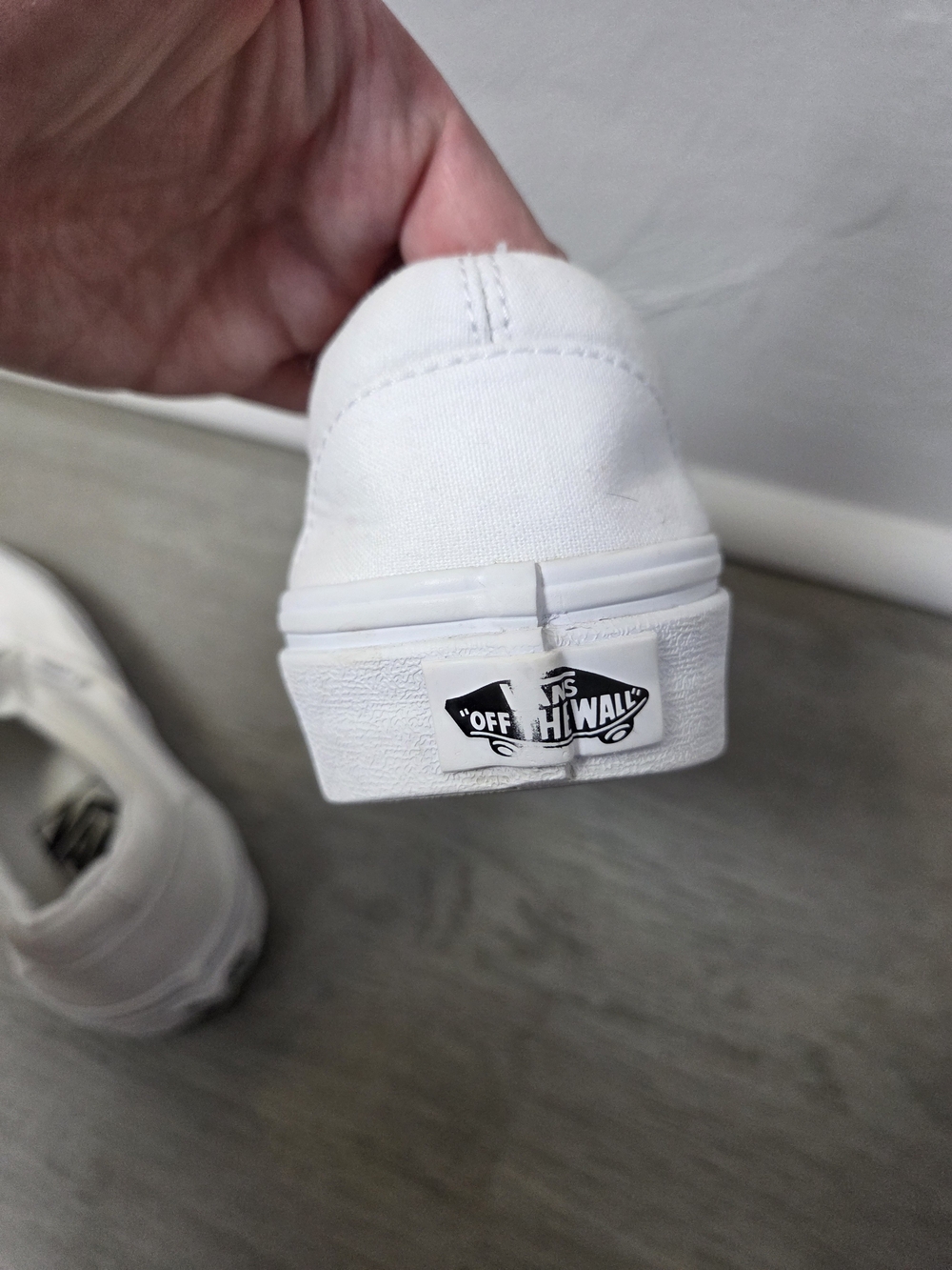 Vans Women’s White Canvas Classic Slip-On Sneakers Shoes Size 5.5 - Picture 5 of 13